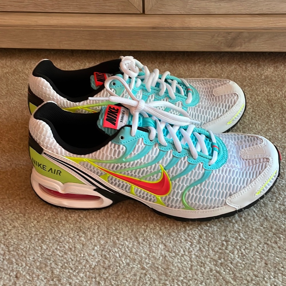 NWOT Nike Torch 4 sneakers shoes size 11